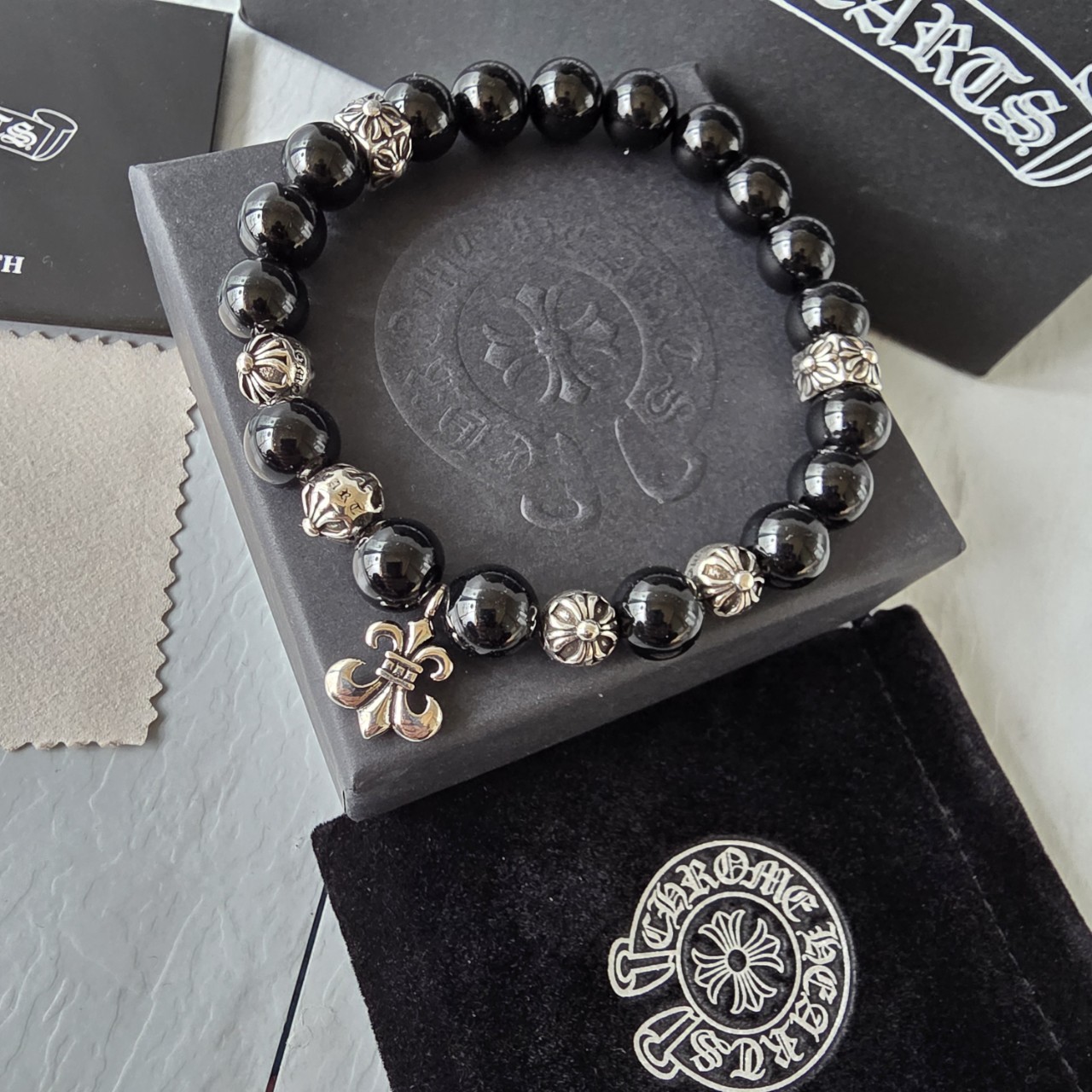 크롬하츠 플뢰르 염주 팔찌