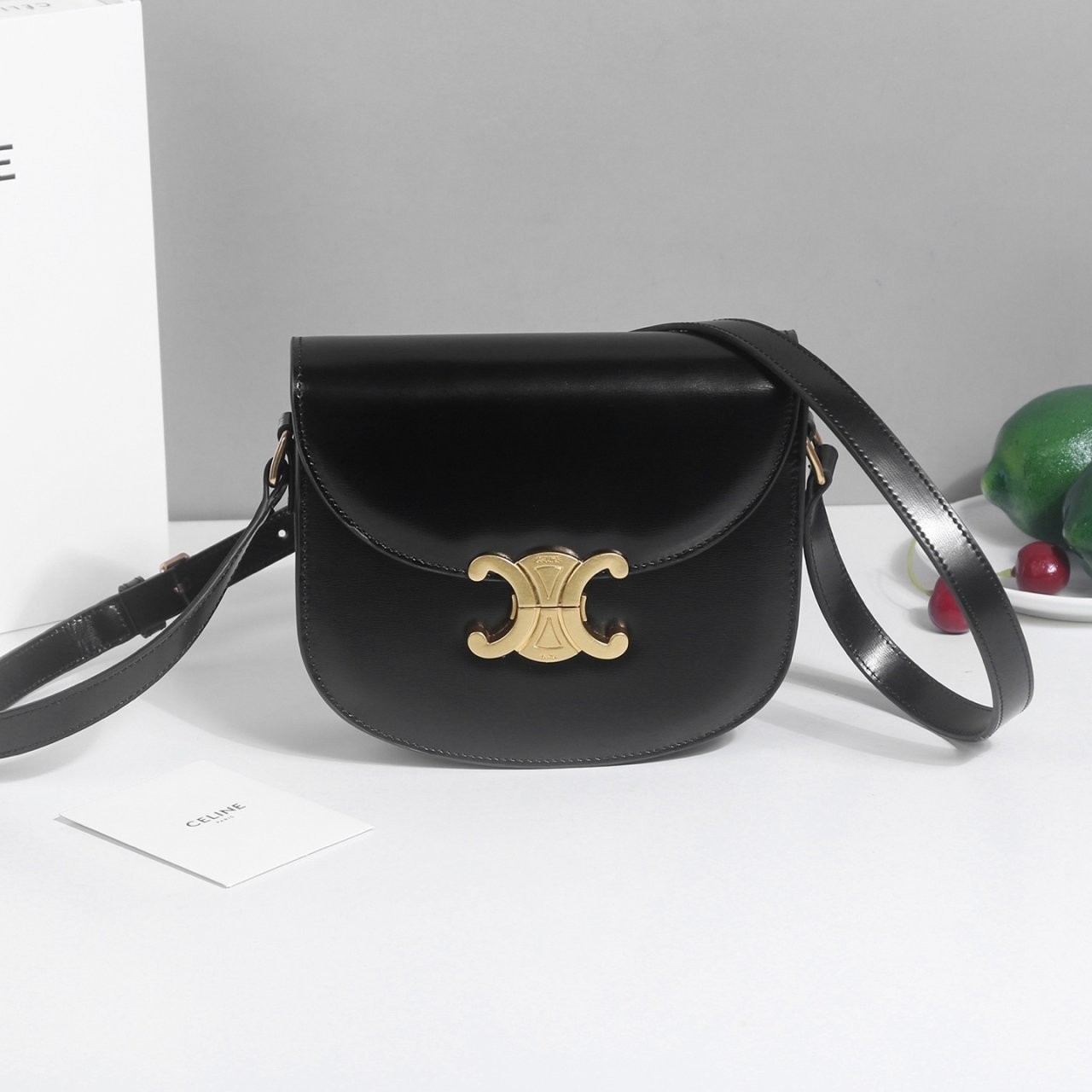 #셀린느 베사체  