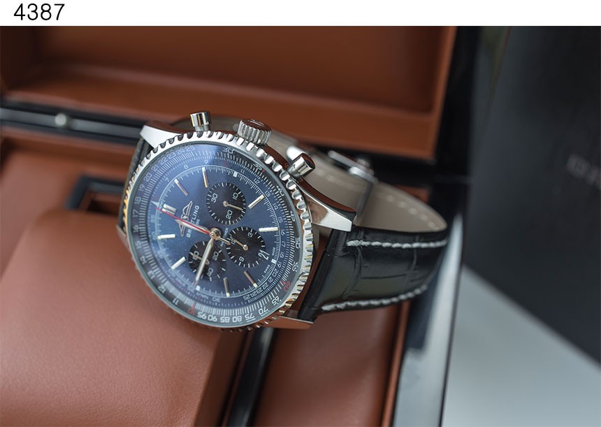 #브라이틀링 [Breitling] 수입고급 네비타이머 B01 크로노그래프 신상입고💢  view 3