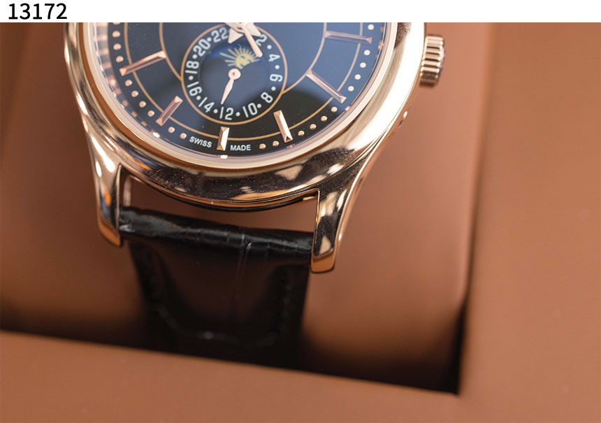 파텍필립 [Patek Philippe] 애뉴얼캘린더 문페이즈 로즈골드 금통 신상입고 view 4