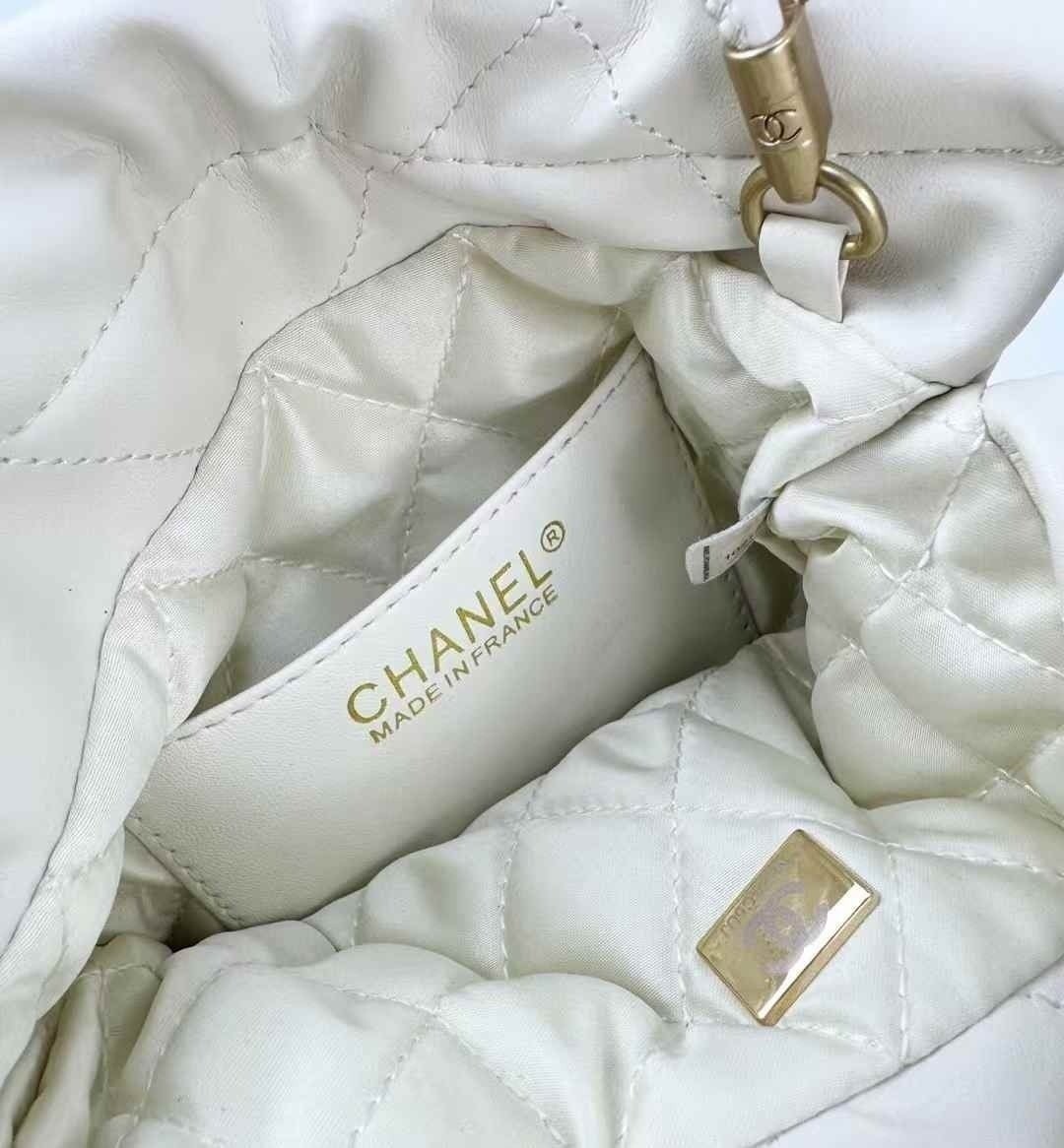 샤넬 22백 미니 view 8