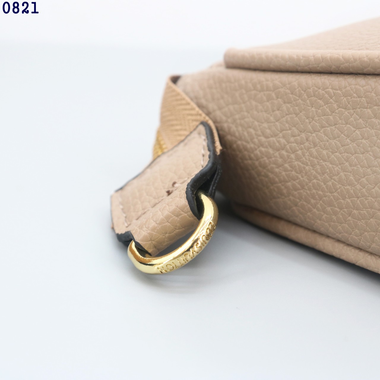 루이비통 미니 포쉐트 숄더백 베이지 view 6