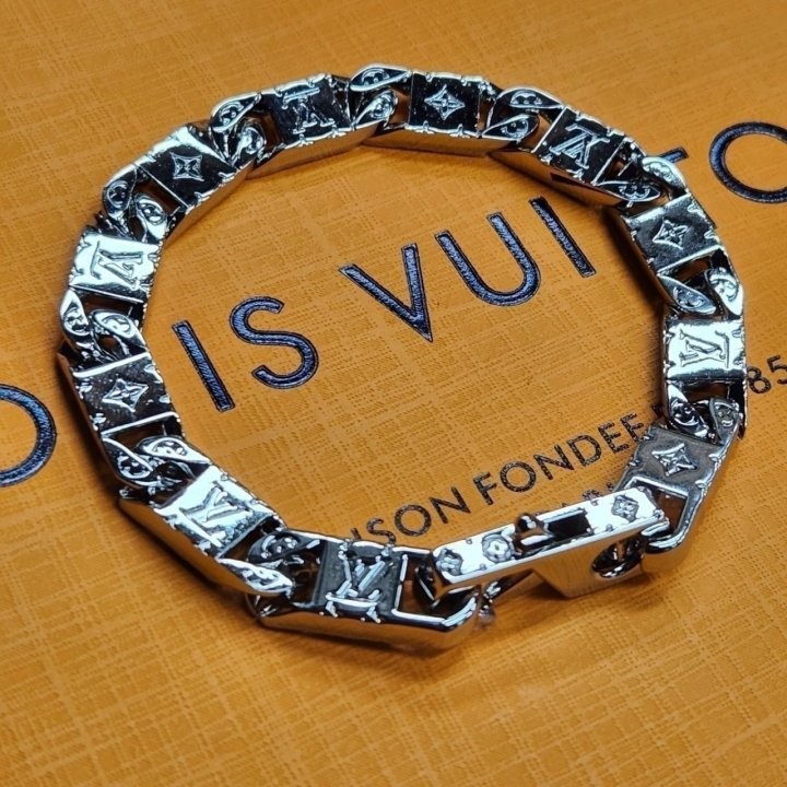 루이비통 타이업 모노그램 체인 팔찌 (045)