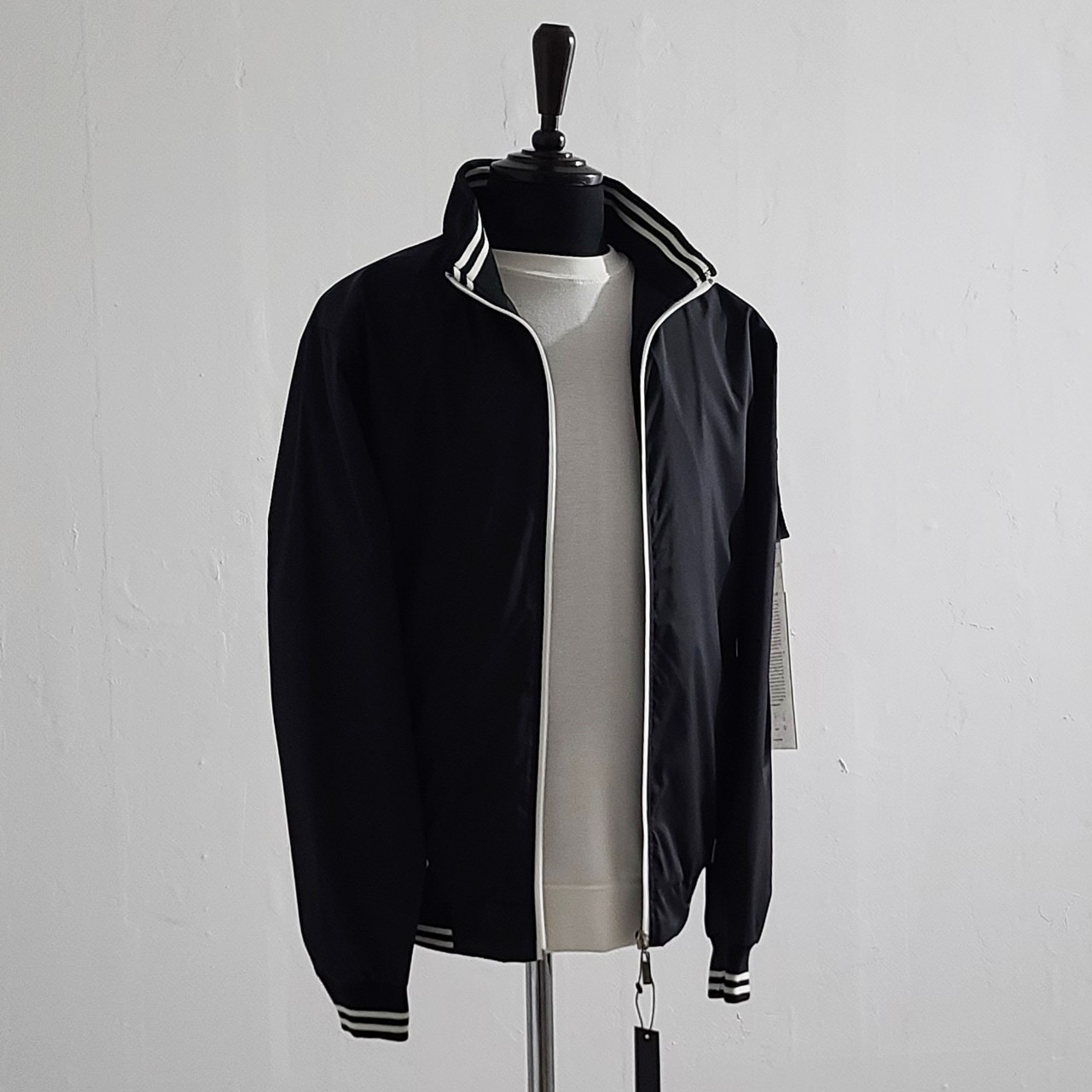 스톤 로고패치 라인 자켓 view 2