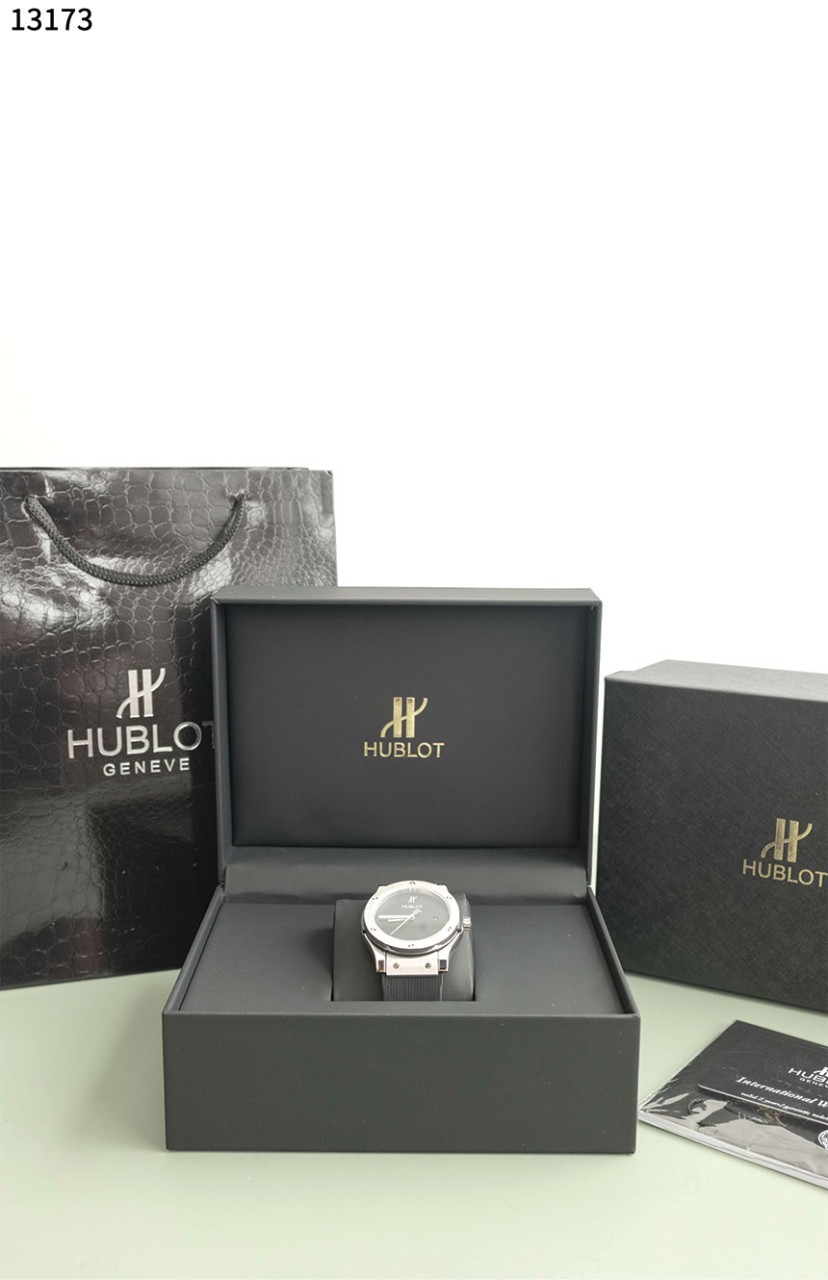 위블로 [Hublot] 클래식 퓨전 오리지널 티타늄 신상입고 view 5