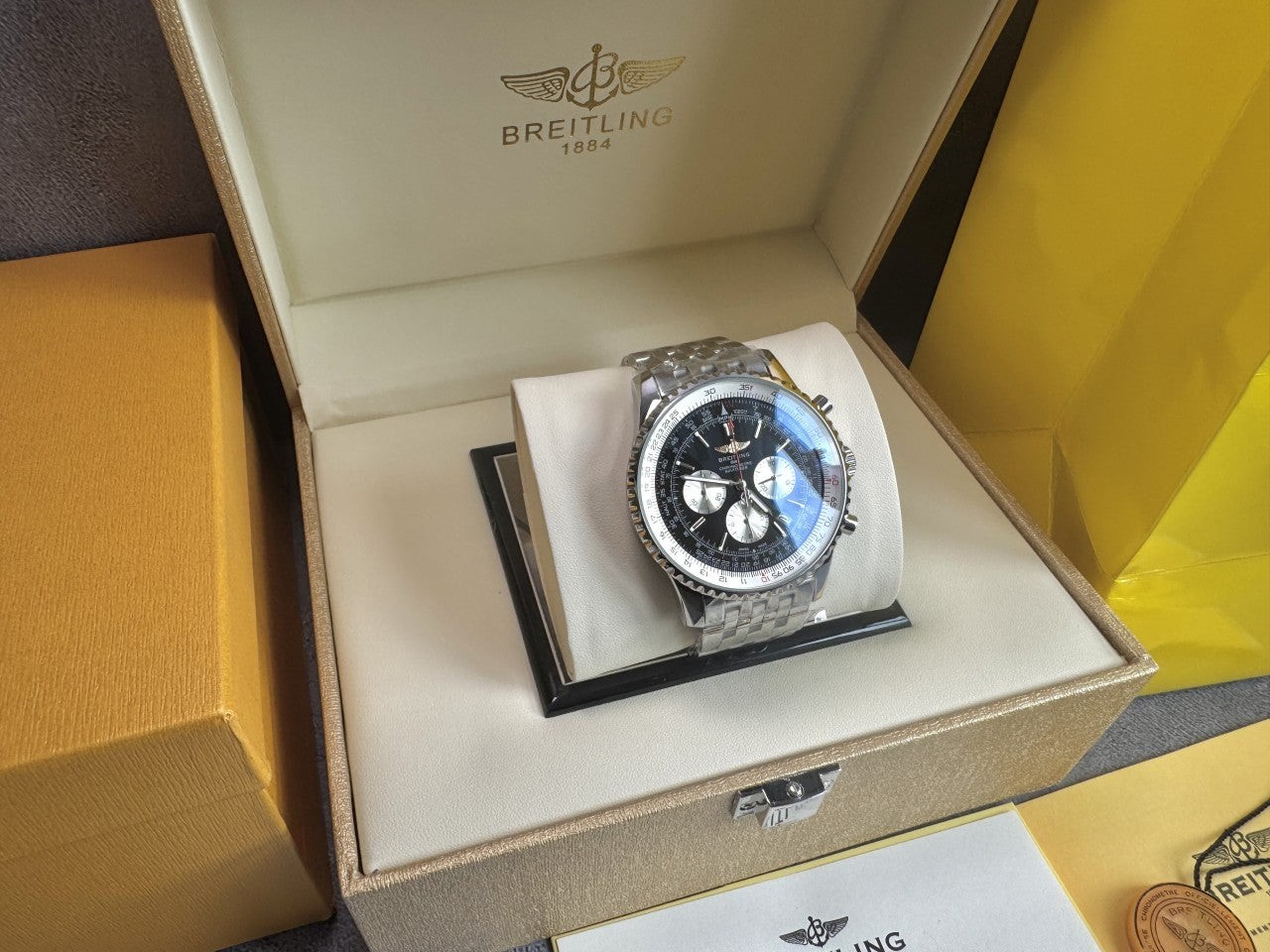 브라이틀링 네비타이머 블랙 43mm