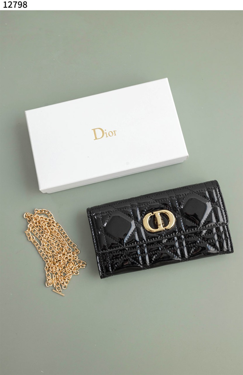 #디올 [Christian Dior] 페이턴트 까나쥬 블랙 체인 장지갑 신상입고💢