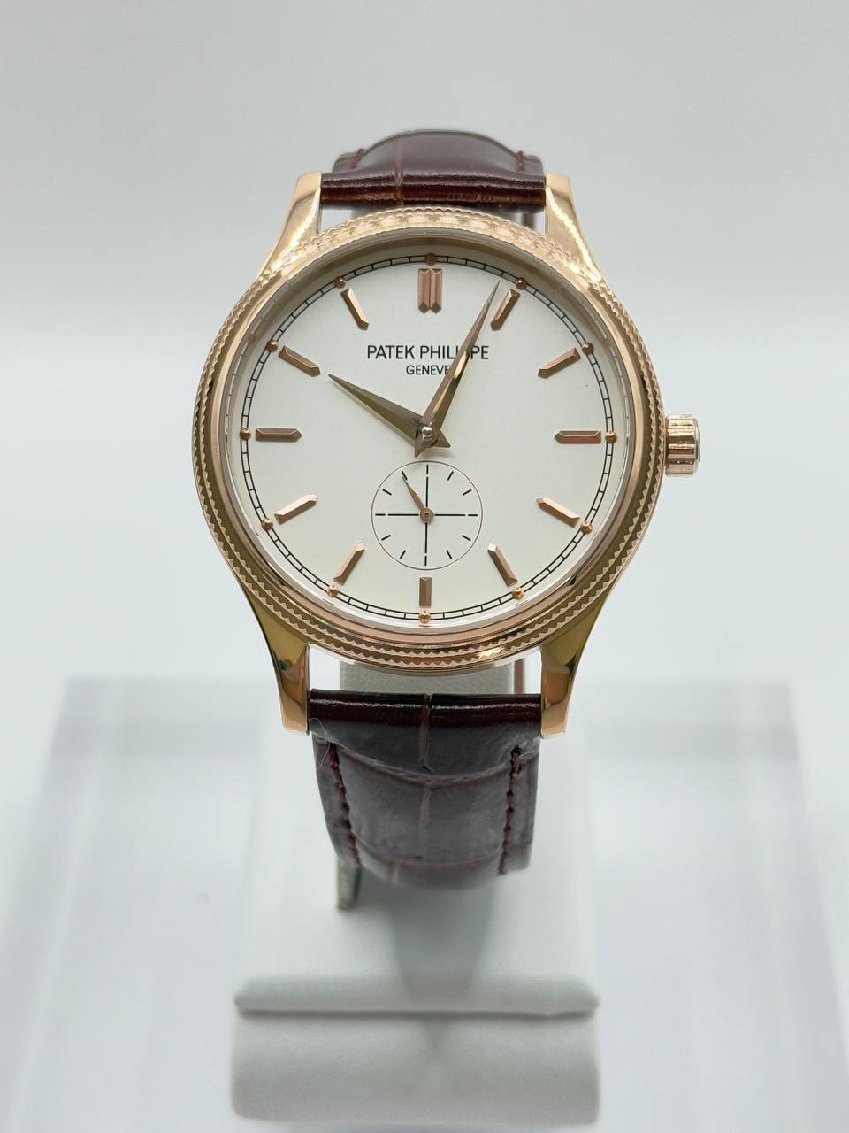 파텍필립 칼라트라바 화이트다이얼