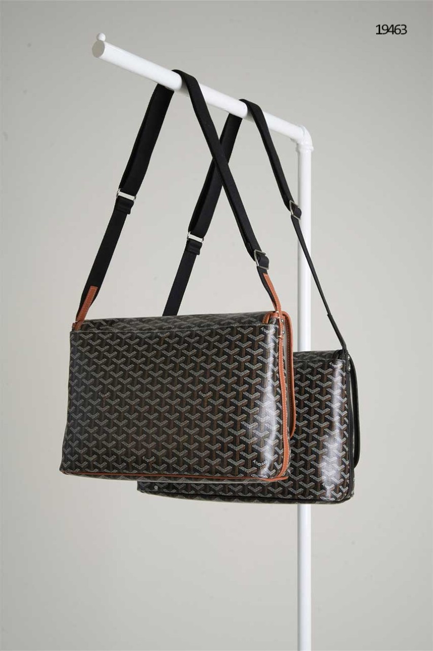 고야드 카페티엔 메신저백 MM