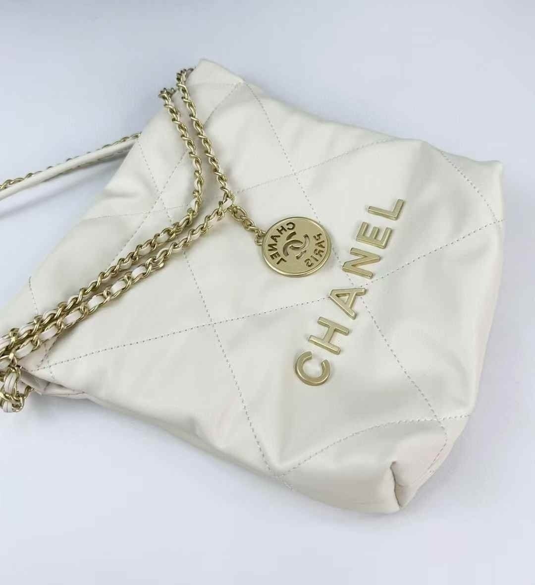 샤넬 22백 미니 view 10