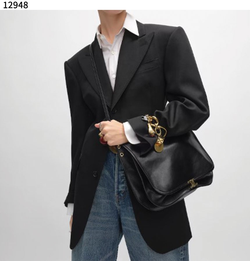 셀린느 [CELINE] 소프트 트리옹프 베사체