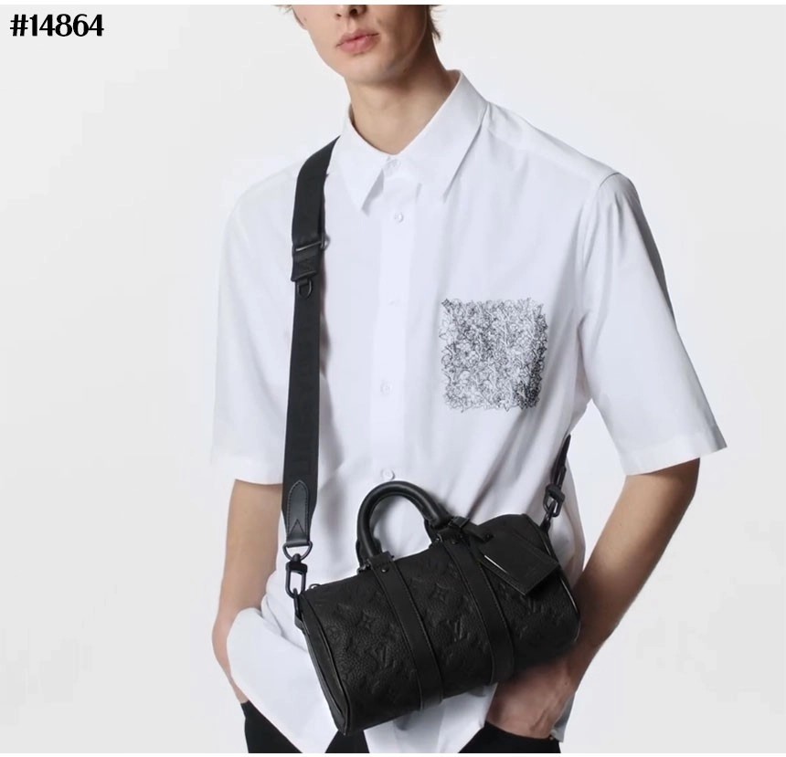 루이비통 키폴 반둘리에 25