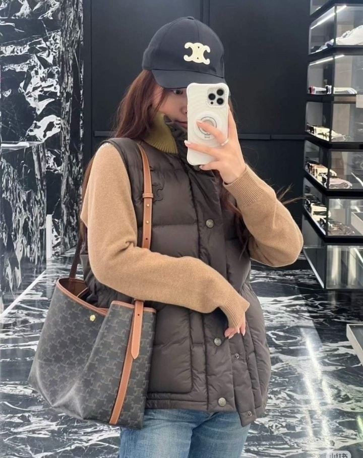 셀린느 소프트쇼퍼