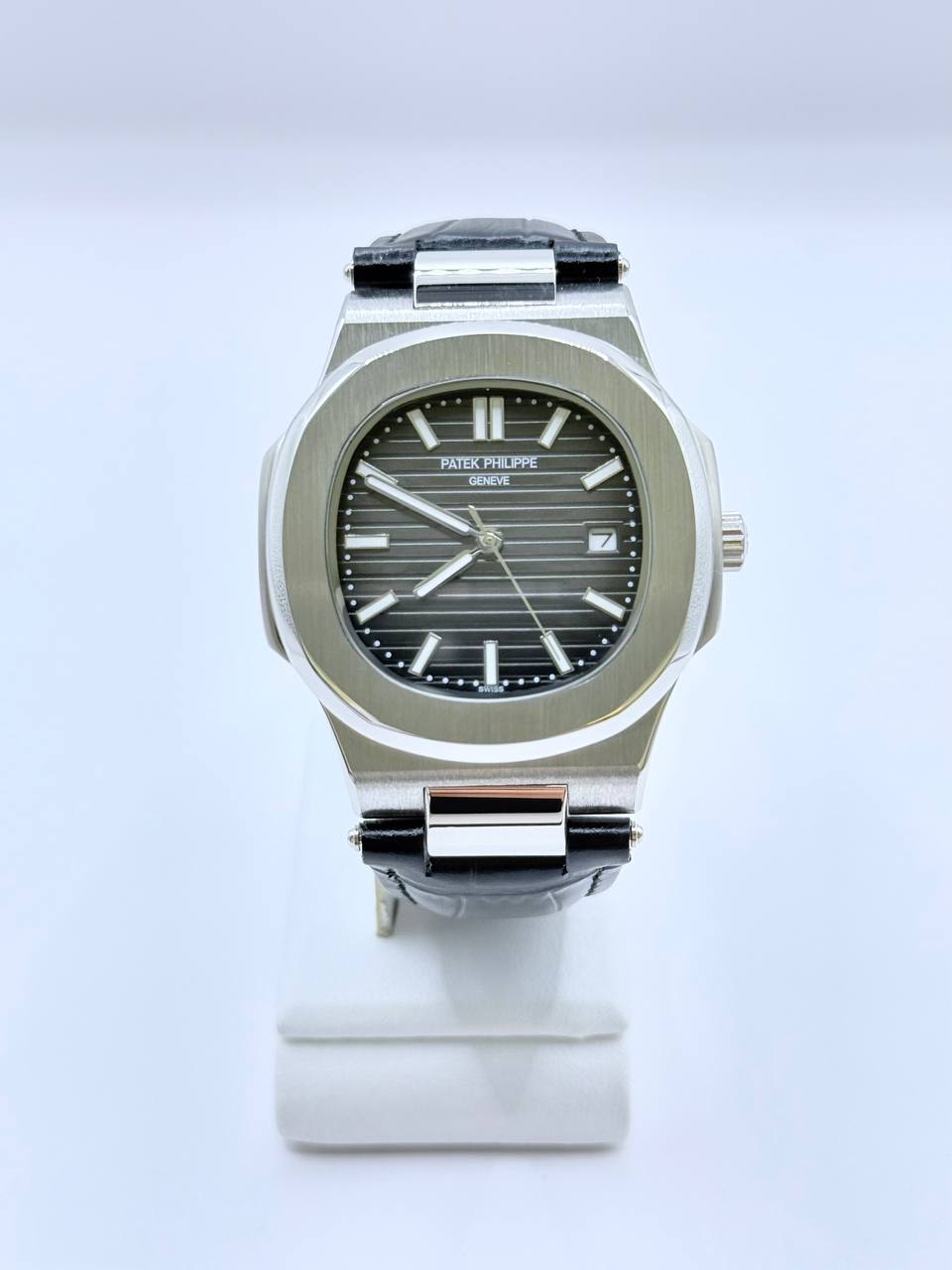 파택필립 노틸러스 블랙 다이얼