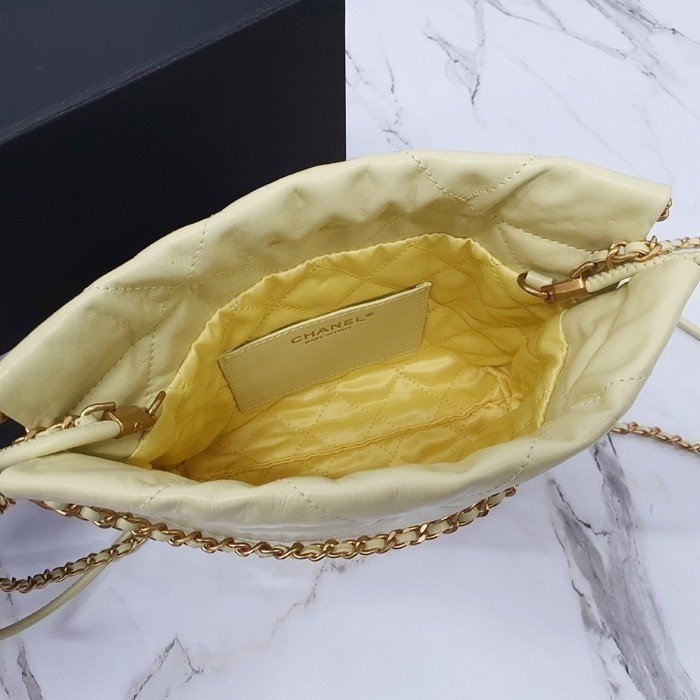 샤넬 22 호보백 미니 view 8