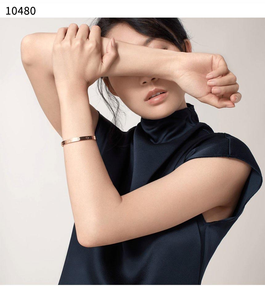 #까르띠에 [CARTIER]  LOVE 러브 브레이슬릿 팔찌 신상입고