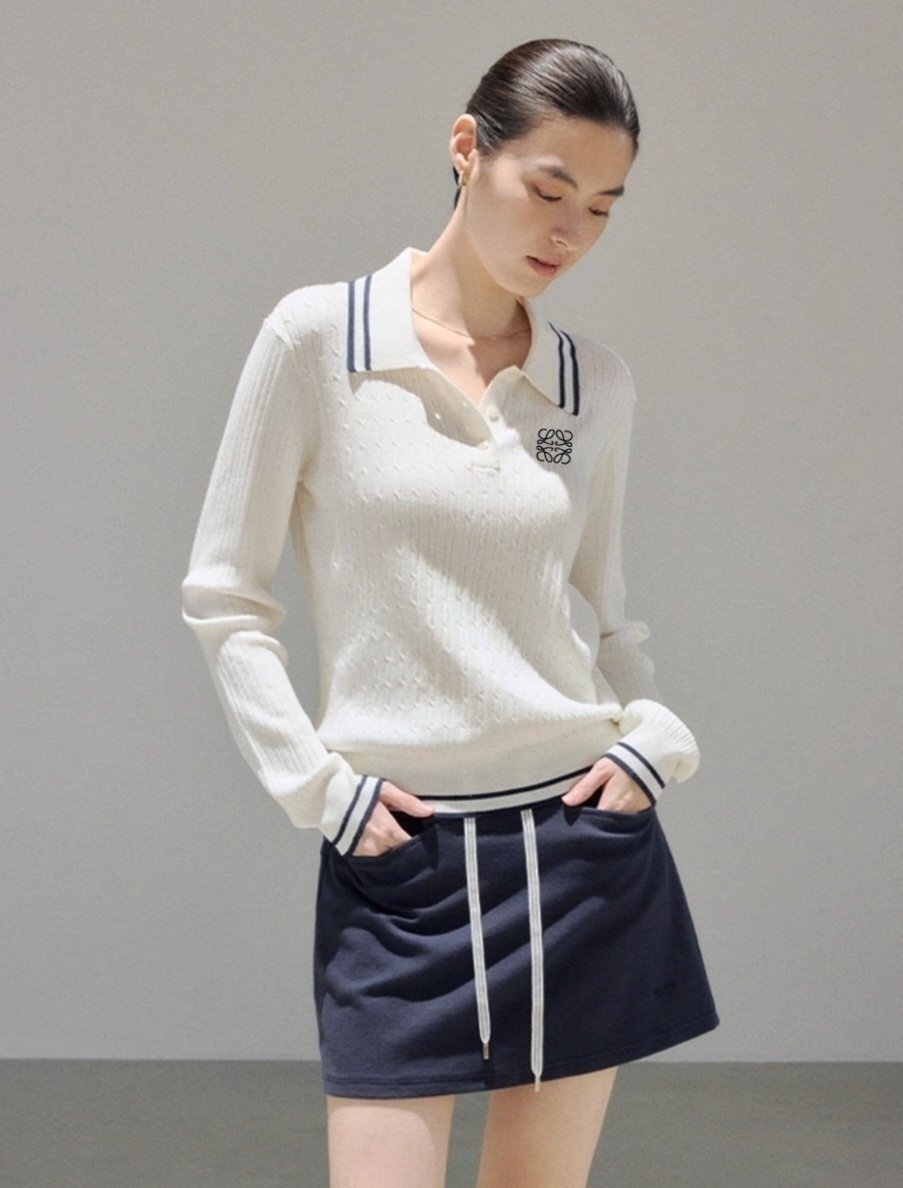 로에베 심라인 포인트 니트 카라 view 2