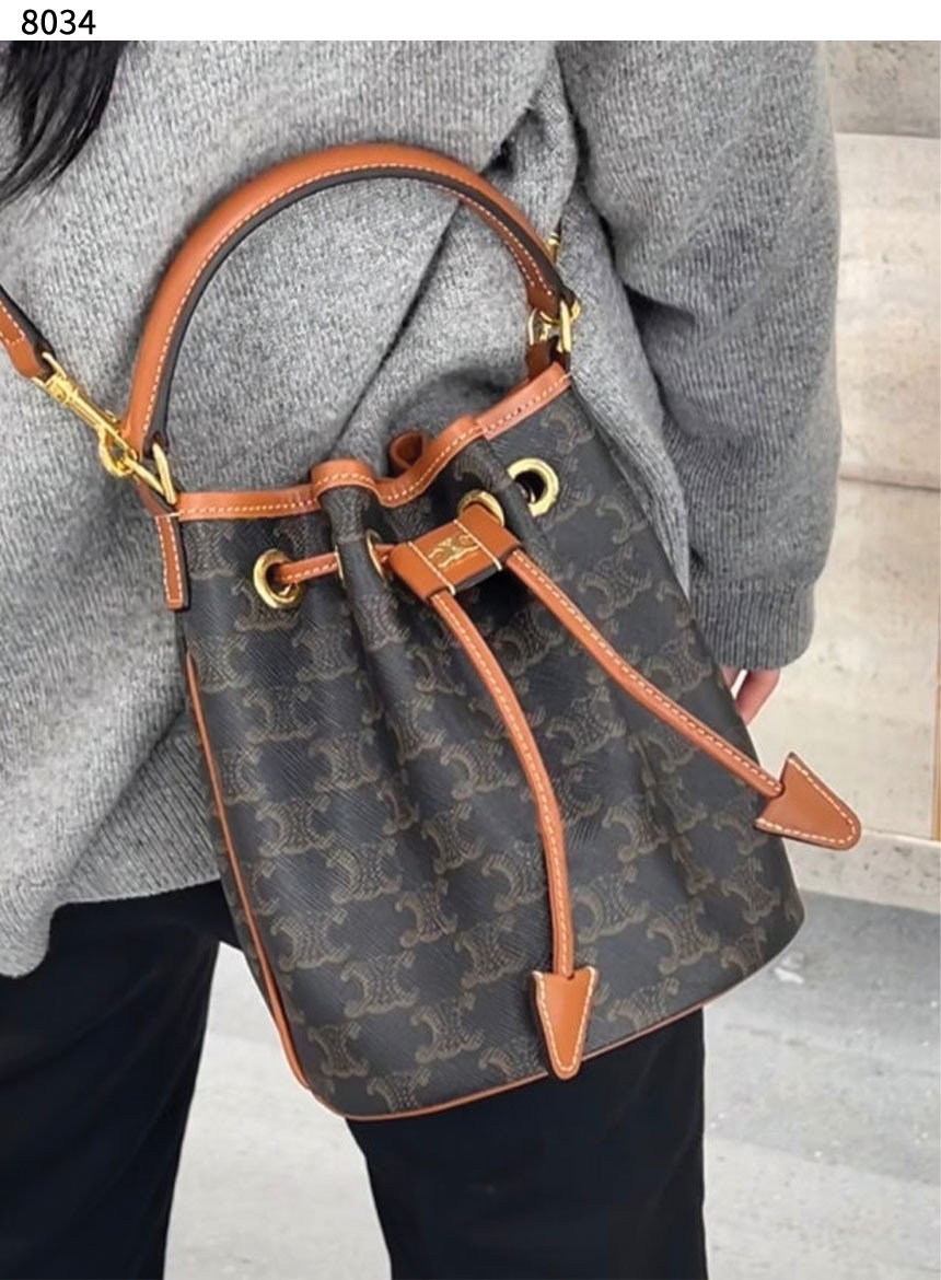 #셀린느 [CELINE] 수입프리미엄급 셀린느 트리옹프 캔버스 클라라백 신상 입고💢 