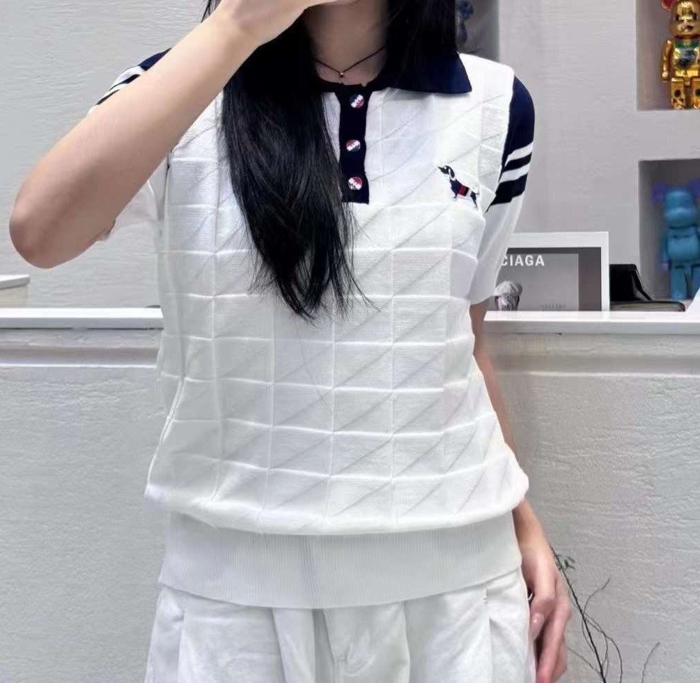 톰브라운 숄더 니트 반팔 카라