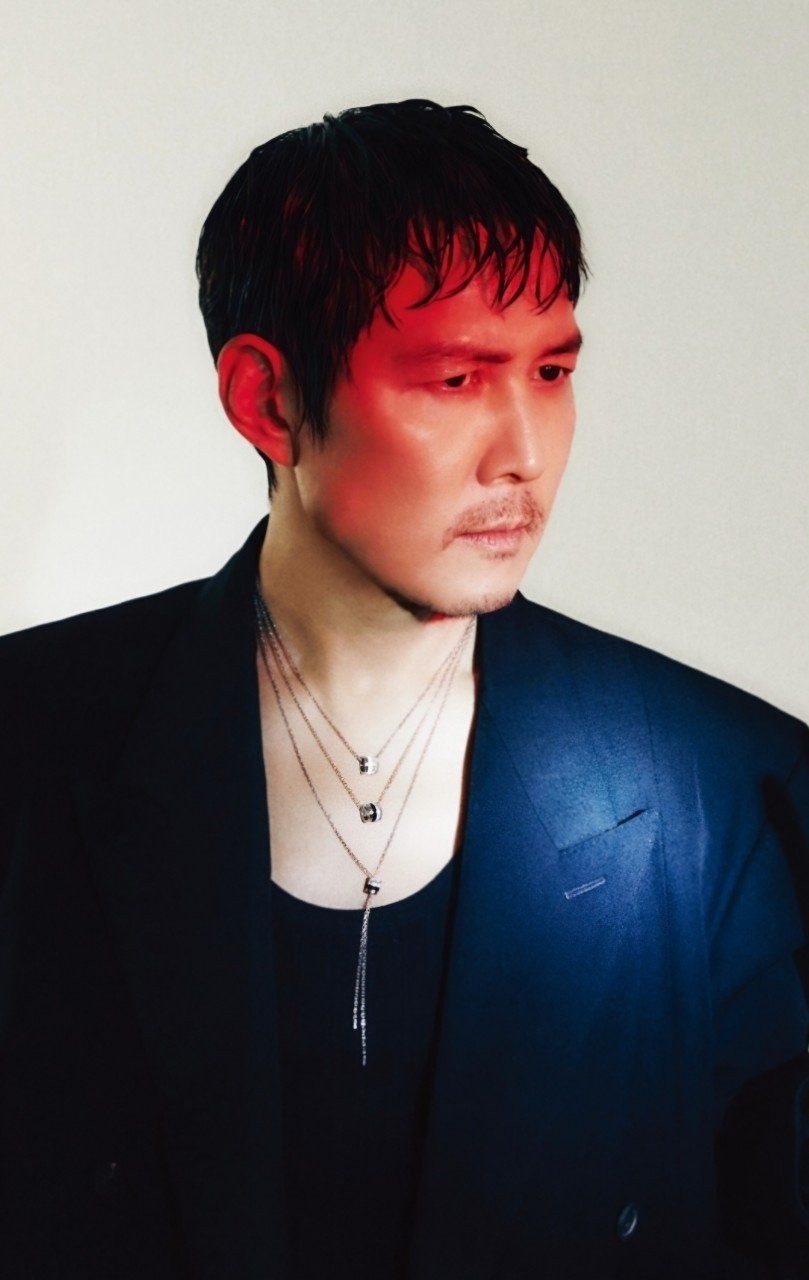 부쉐론 콰트로 더블 화이트 에디션 링 펜던트 목걸이