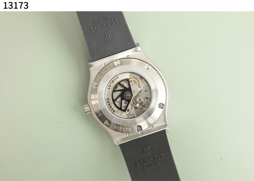 위블로 [Hublot] 클래식 퓨전 오리지널 티타늄 신상입고 view 8