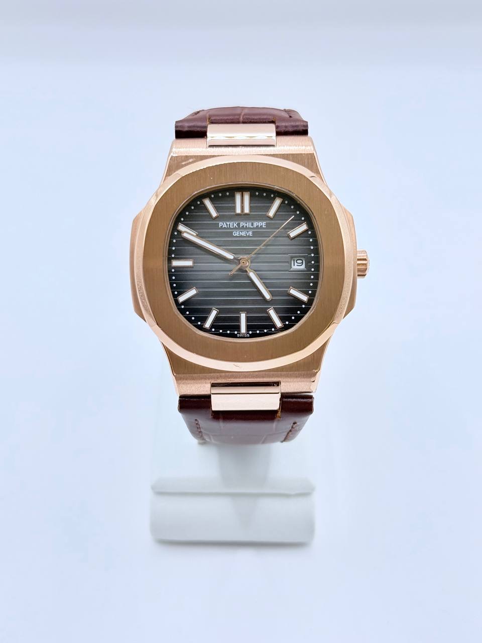 파택필립 노틸러스 그레이다이얼