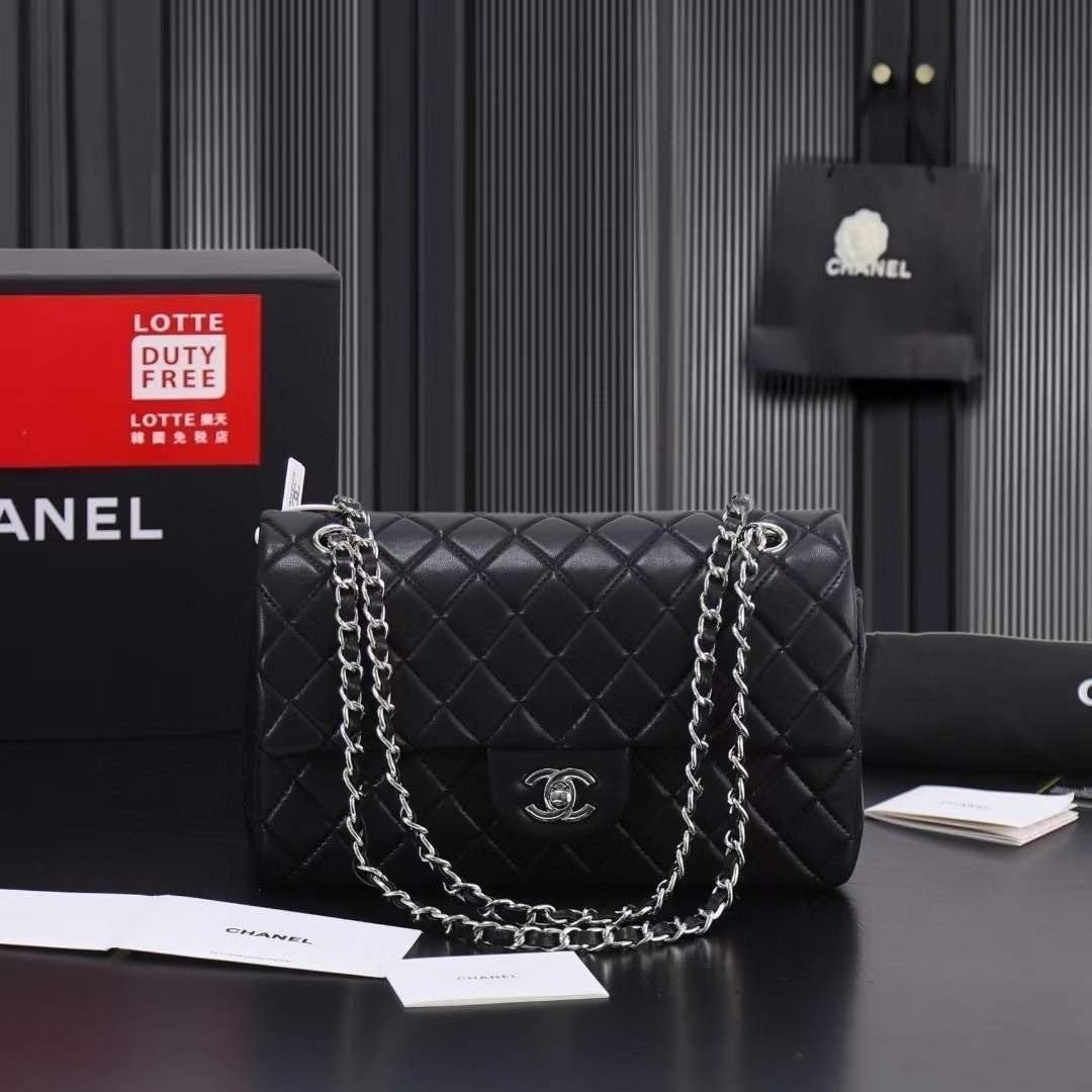 #샤넬 클래식 정장 램스킨 은장