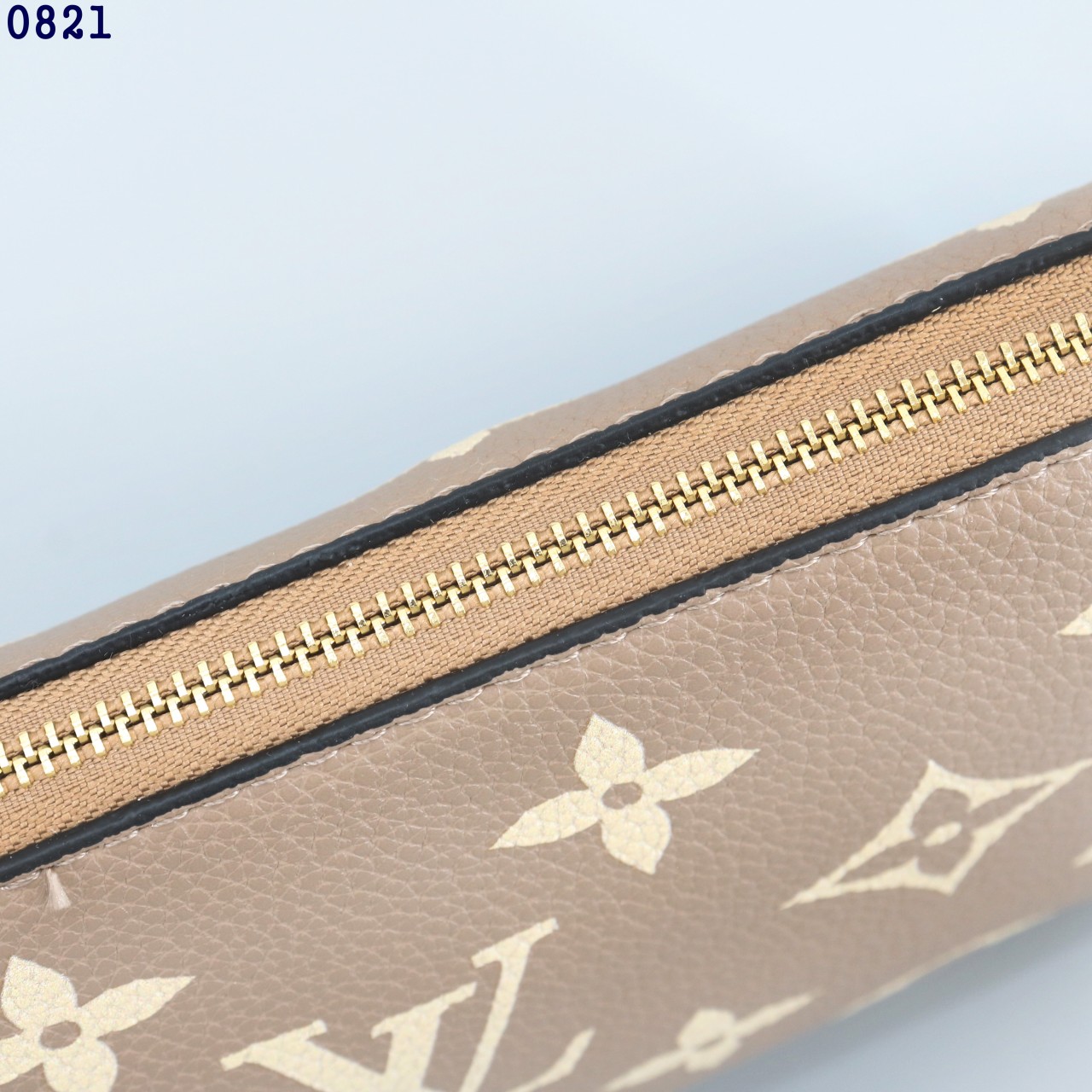 루이비통 미니 포쉐트 숄더백 베이지 view 5