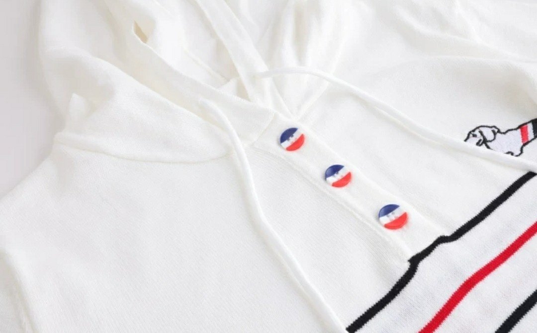 톰브라운 헥터자수 후드니트