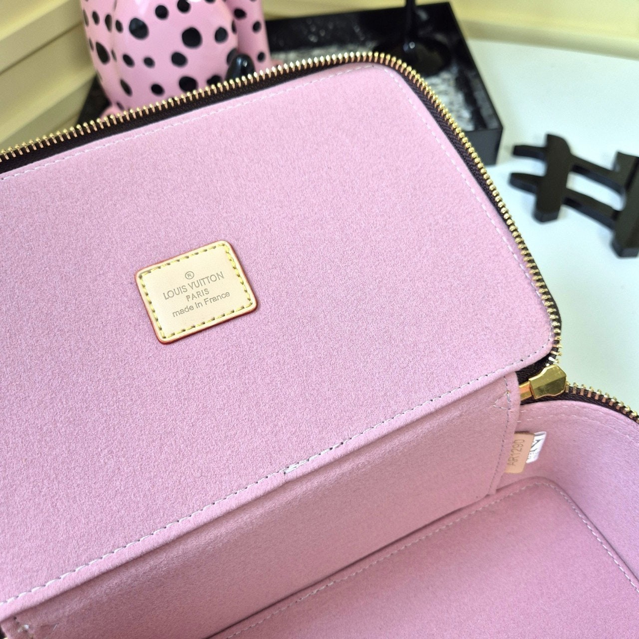 루이비통 패킹 큐브 뷰티 파우치 MM view 12