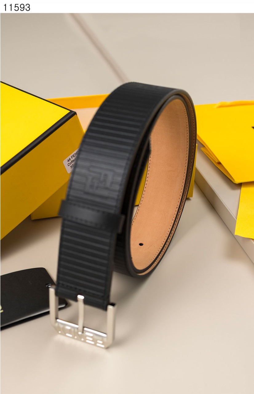 팬디 [FENDI] 수입프리미엄급 남성 FF로고 가죽 벨트 신상