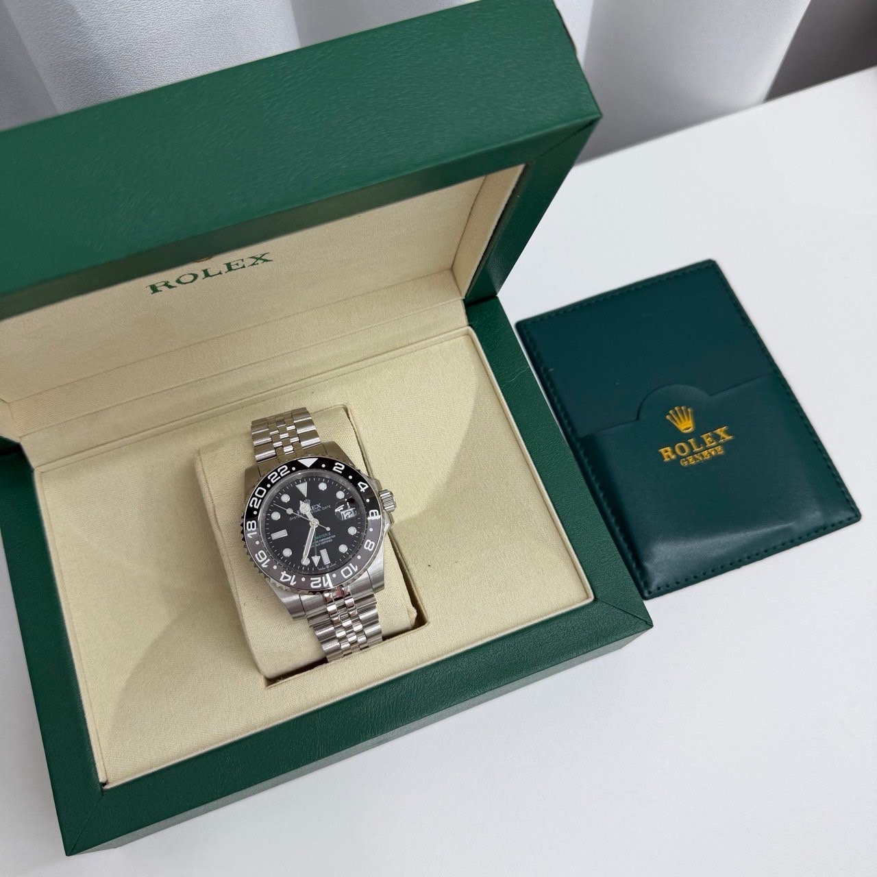 롤렉스 GMT 마스터2 브루스웨인걸