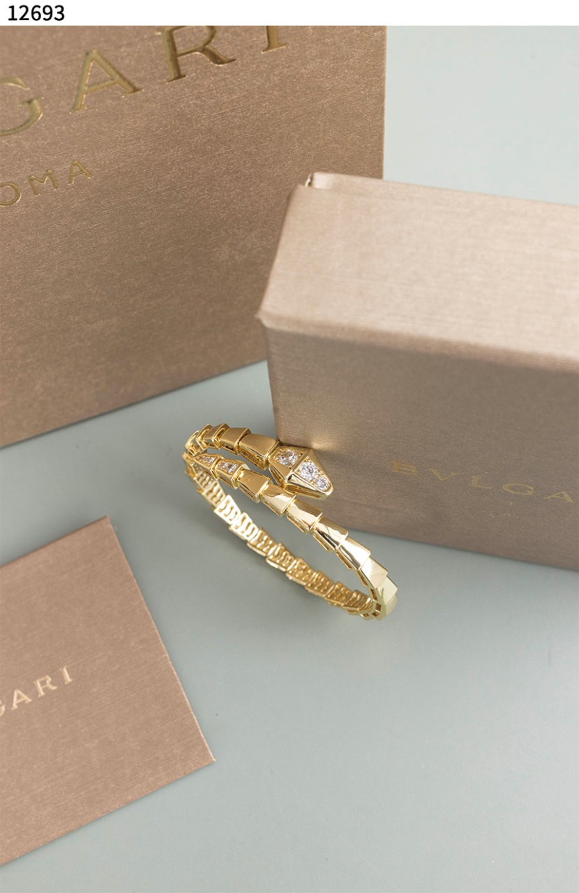 #불가리 [BVLGARI] 세르펜티 바이퍼 브레이슬릿 신상입고