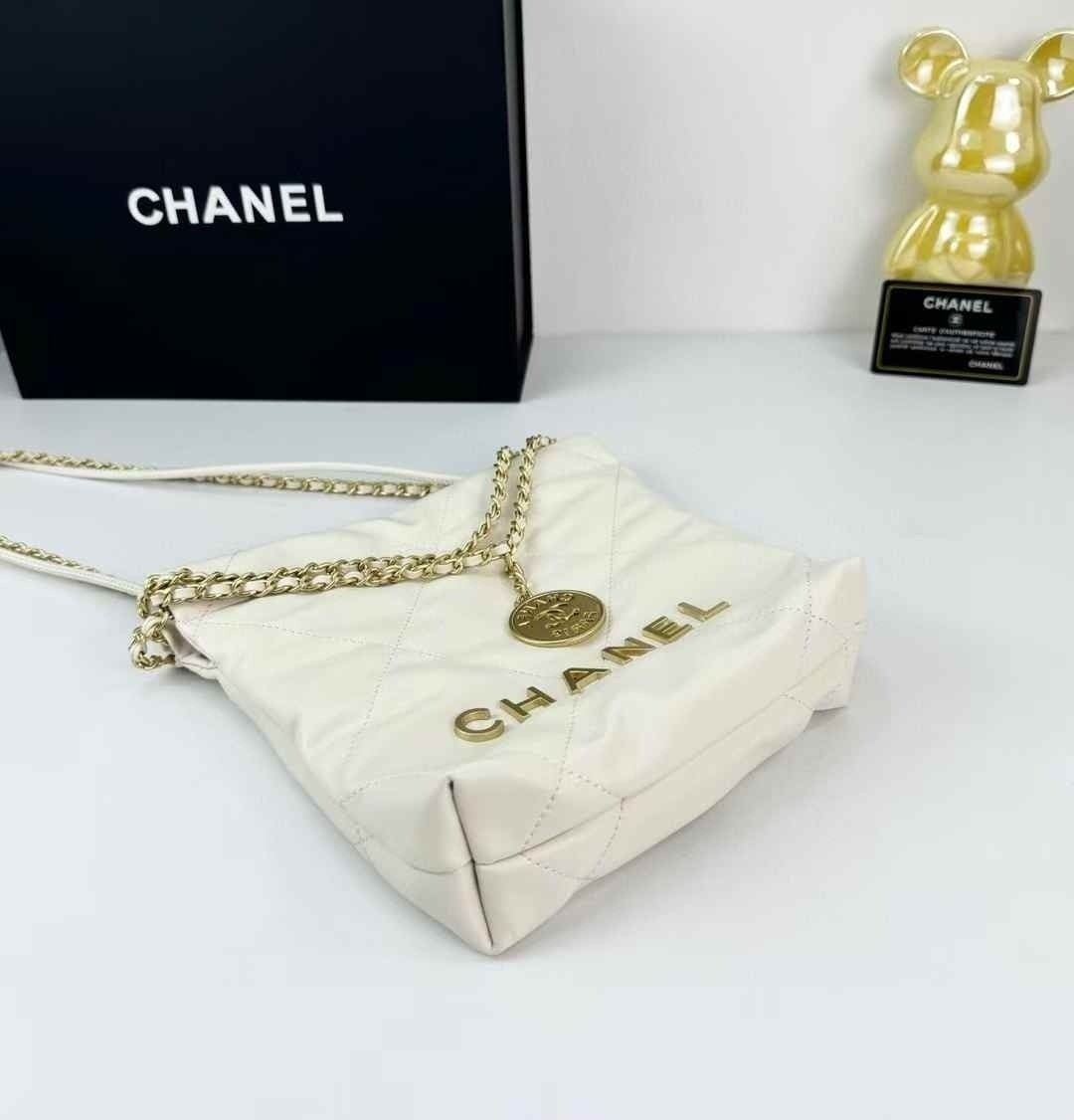 샤넬 22백 미니 view 11