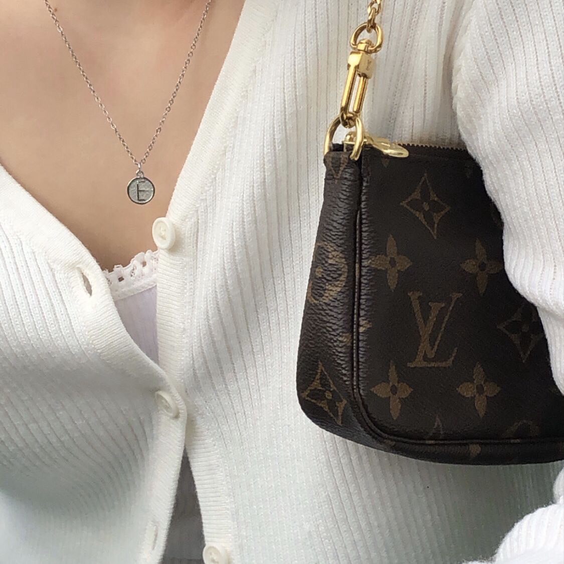 루이비통 미니포쉐트