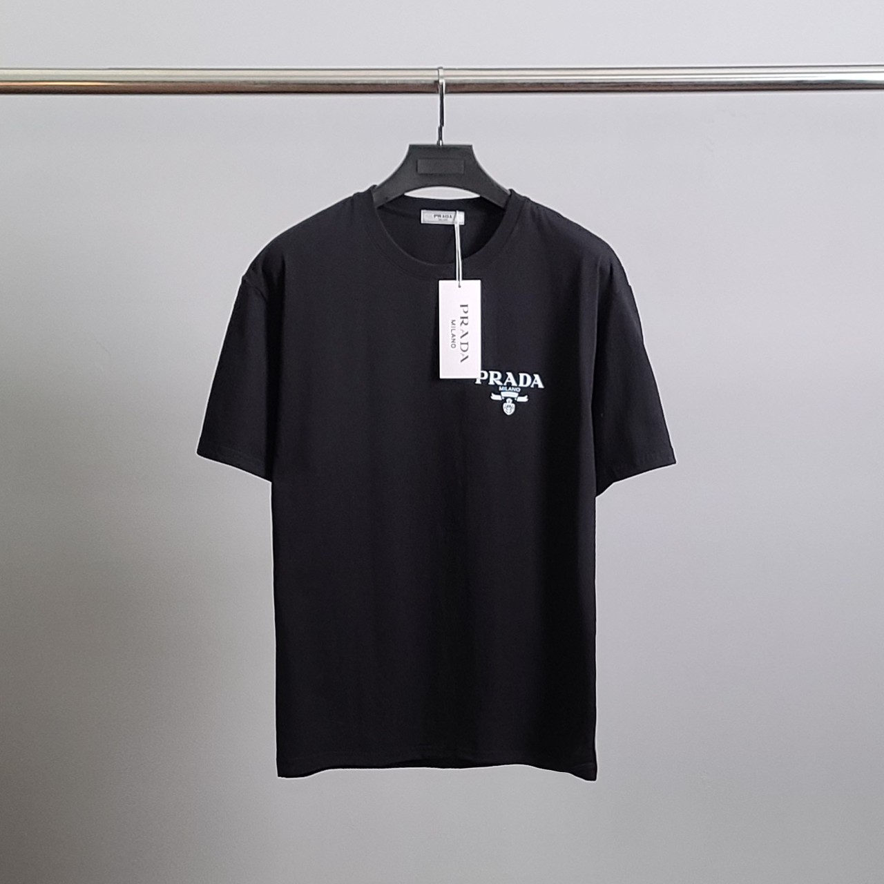 프라다 로고레터링 코튼 반팔티 view 3
