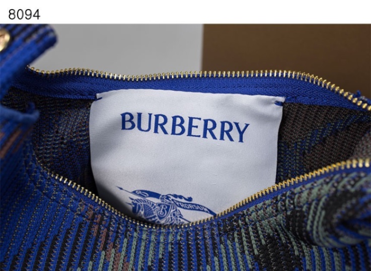 버버리 [BURBERRY] 수입프리미엄급 미니 페그 더플 백 신상  view 15